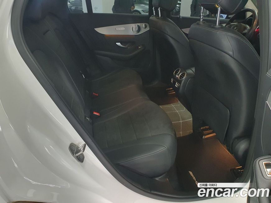 Mercedes-Benz GLC-Class 2019