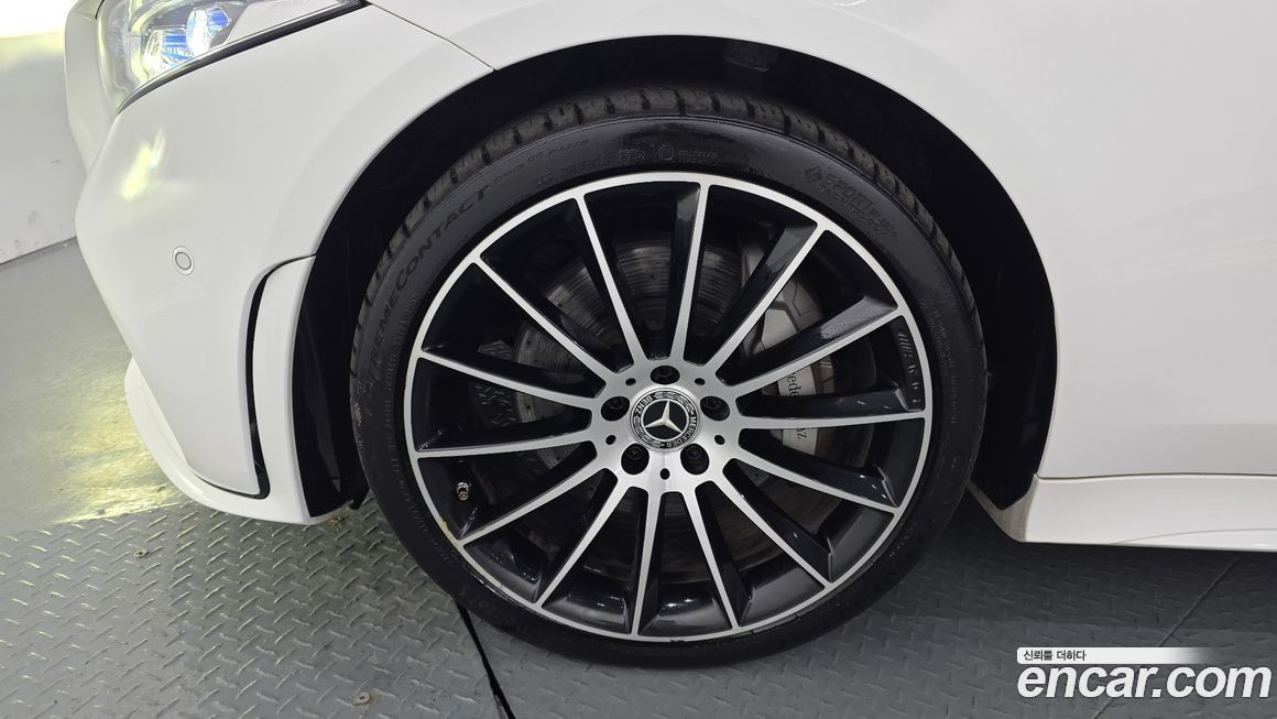 Mercedes-Benz CLS-Class 2019