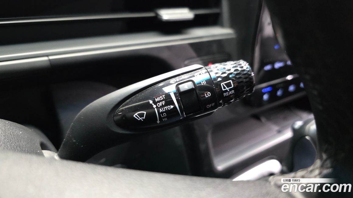 Hyundai Staria 2025
