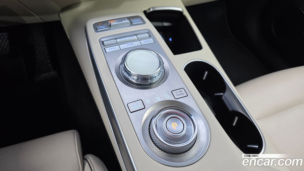 Genesis GV70 2021