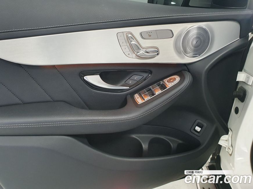 Mercedes-Benz GLC-Class 2019