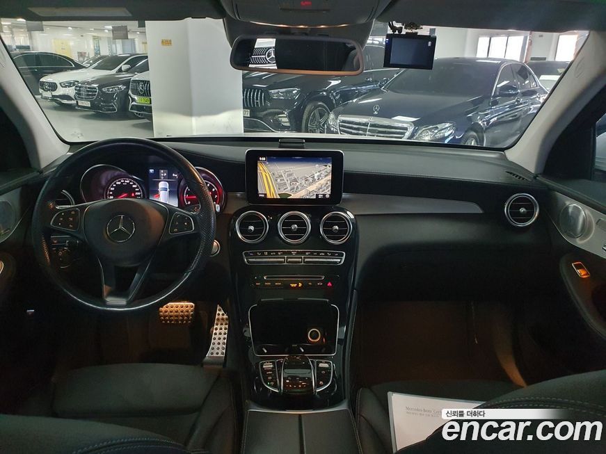 Mercedes-Benz GLC-Class 2019