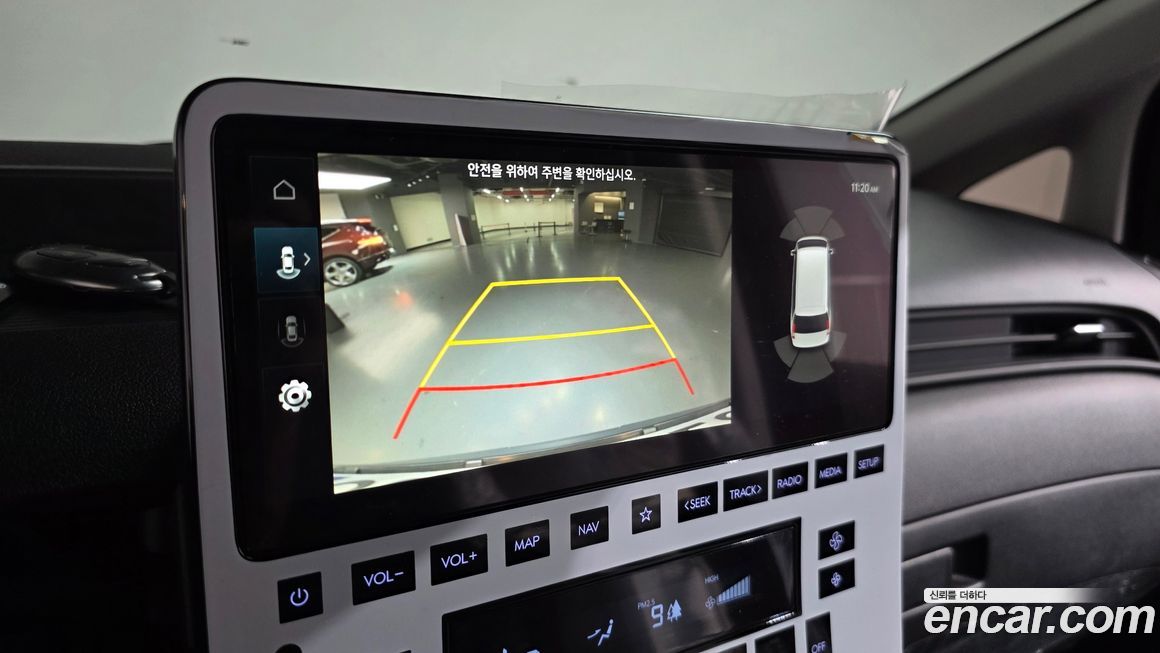 Hyundai Staria 2025