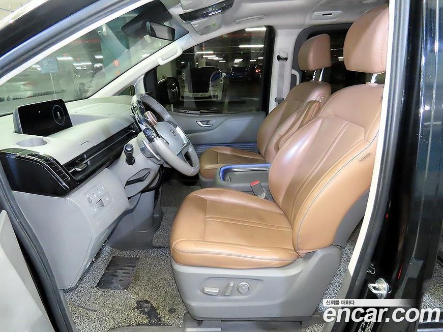 Hyundai Staria 2022