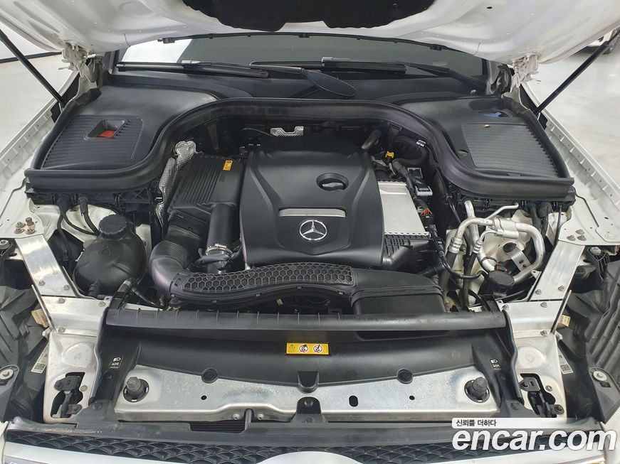 Mercedes-Benz GLC-Class 2019