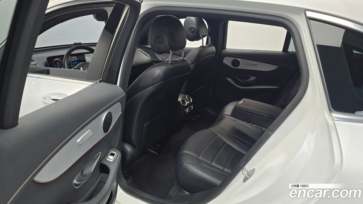 Mercedes-Benz EQC 2020