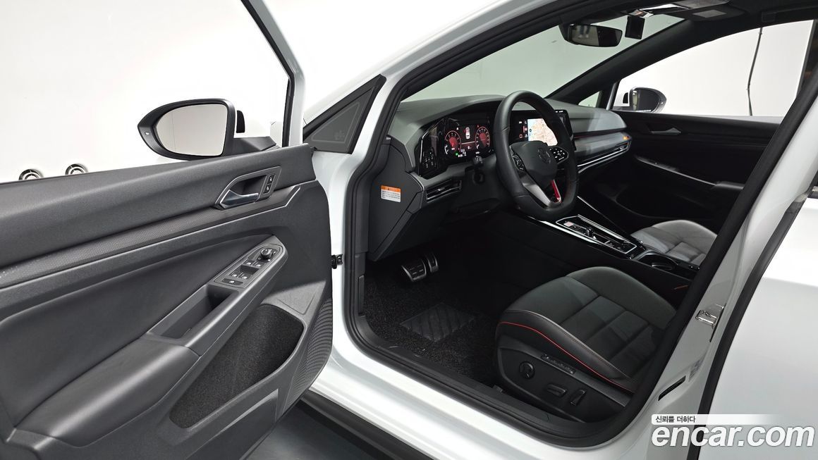 Volkswagen Golf 2024