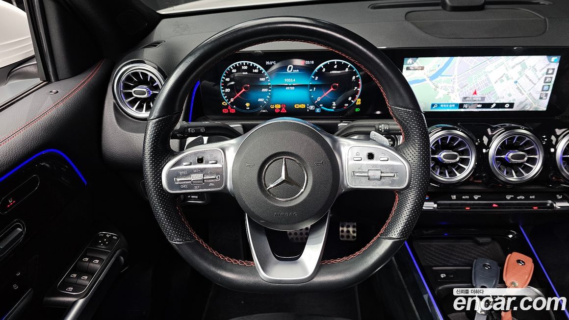 Mercedes-Benz GLB-Class 2021