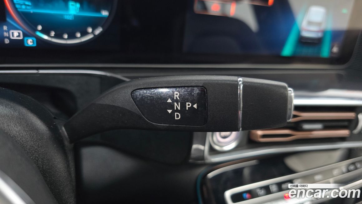 Mercedes-Benz EQC 2020