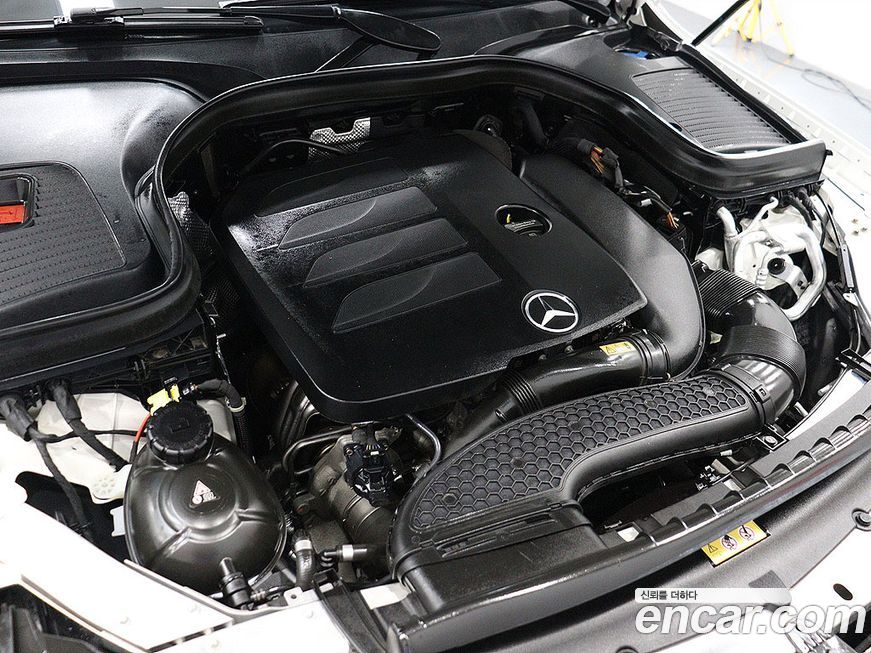 Mercedes-Benz GLC-Class 2020