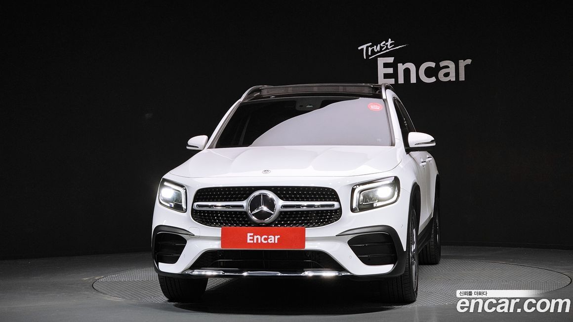 Mercedes-Benz GLB-Class 2021