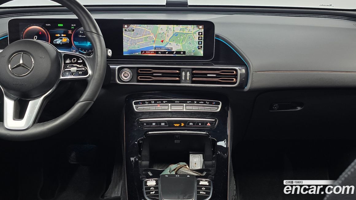 Mercedes-Benz EQC 2020