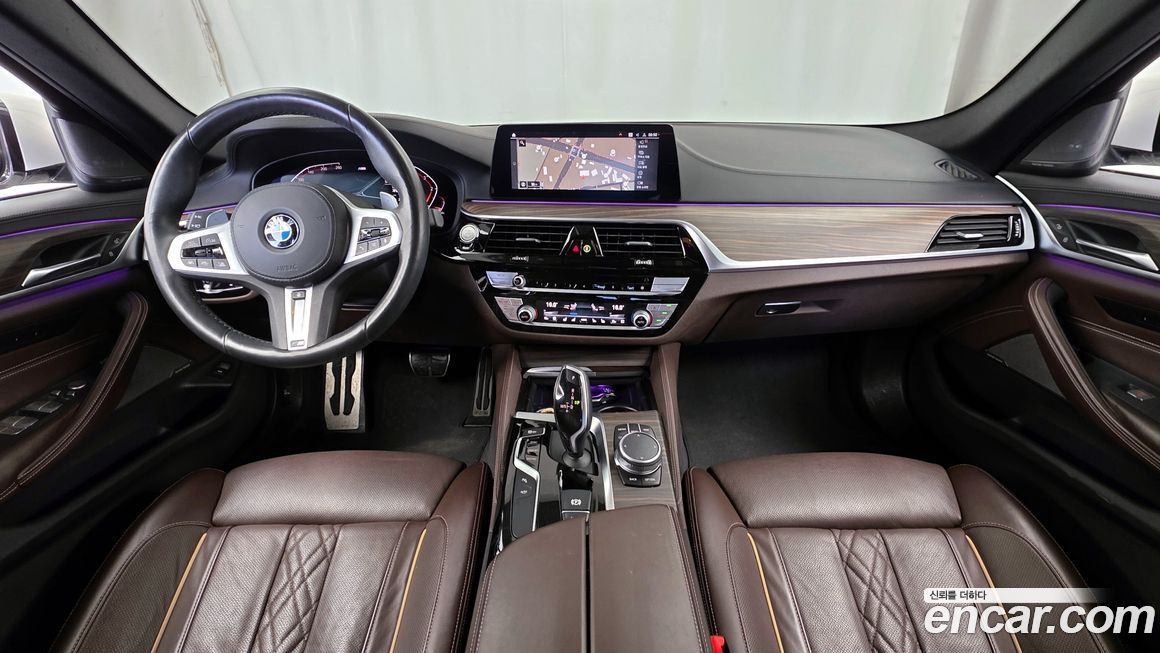 BMW 5-Series 2020