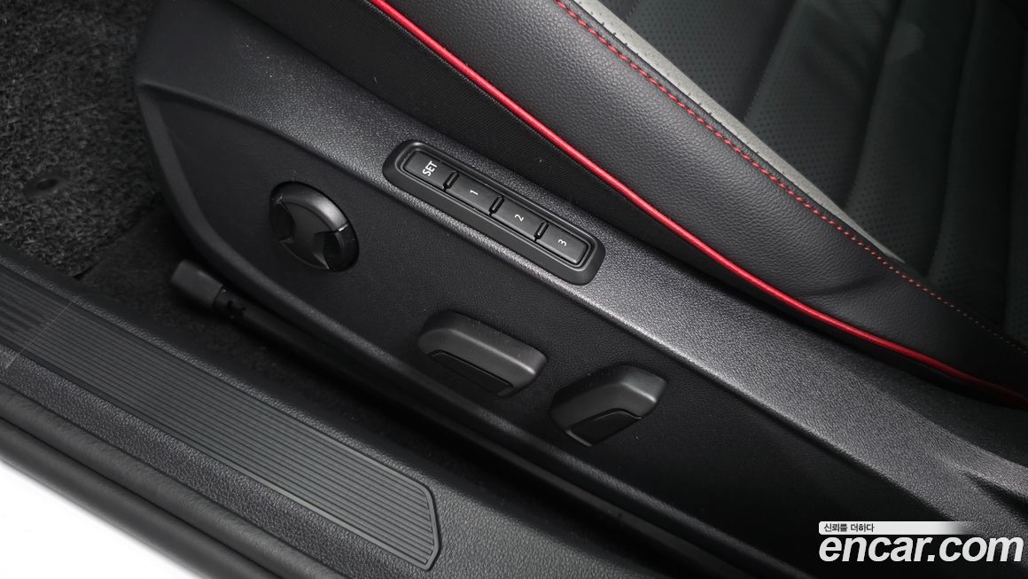 Volkswagen Golf 2024