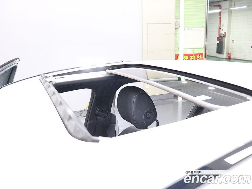 Mercedes-Benz GLC-Class 2020