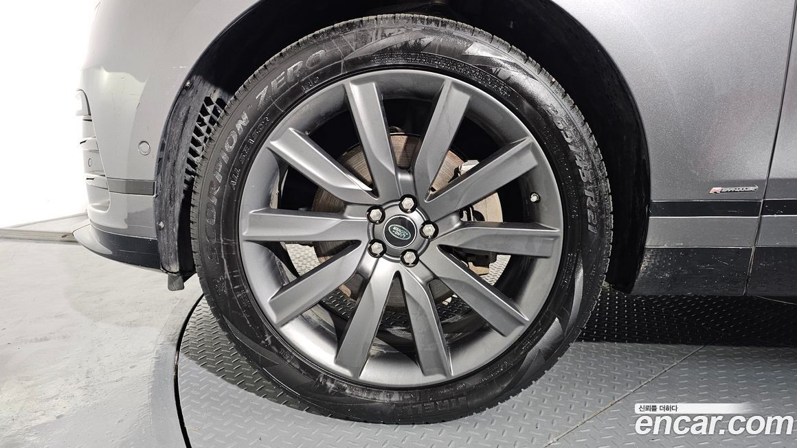 Land Rover Range Rover Velar 2018