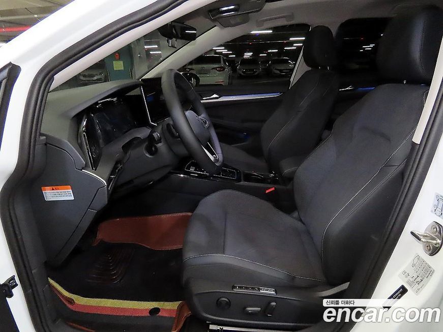 Volkswagen Golf 2025