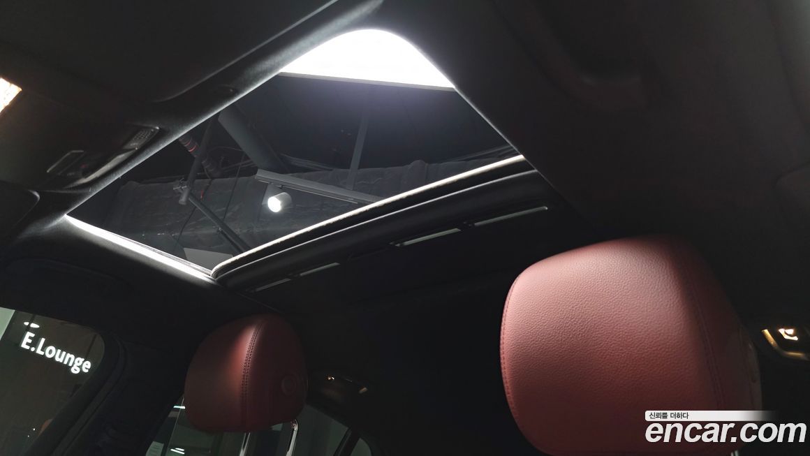 Mercedes-Benz GLC-Class 2021