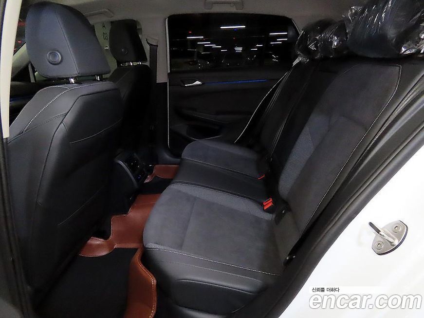 Volkswagen Golf 2025