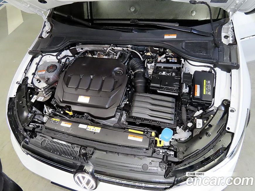 Volkswagen Golf 2025