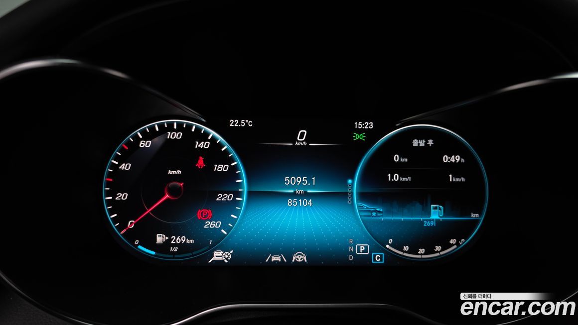 Mercedes-Benz GLC-Class 2021