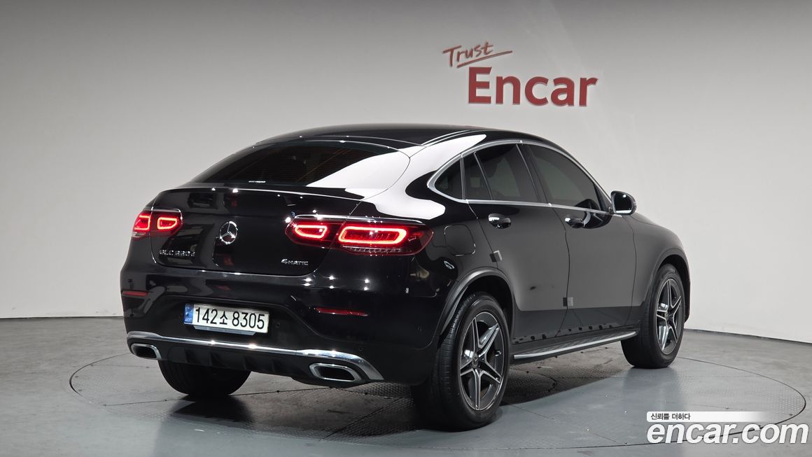 Mercedes-Benz GLC-Class 2021