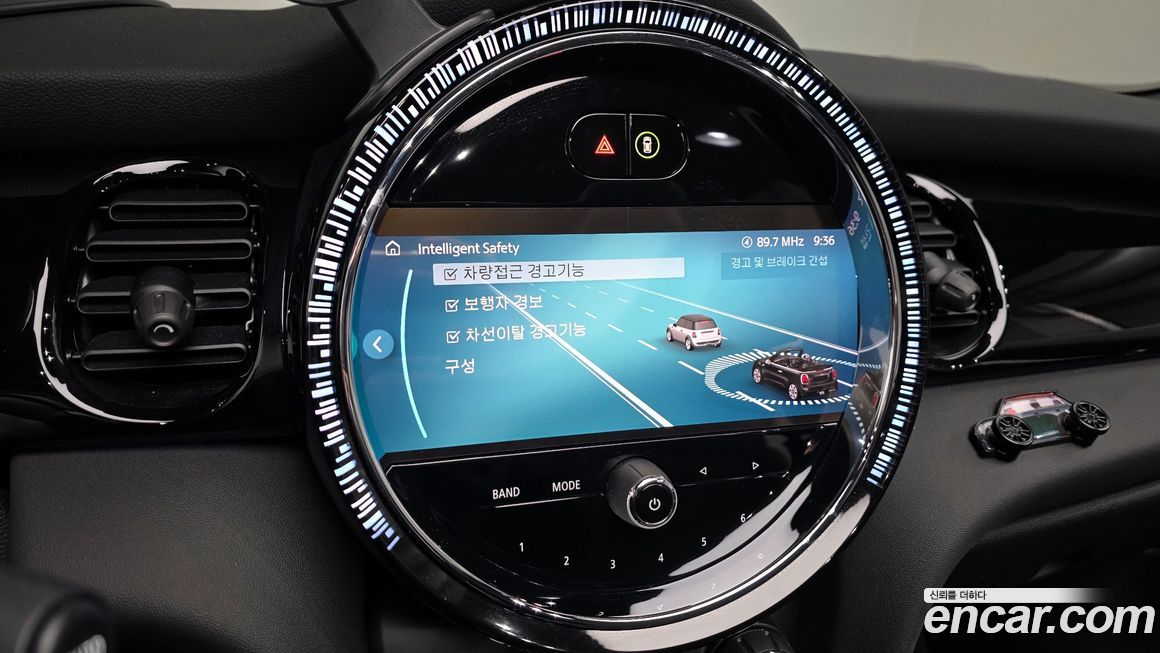 Mini Cooper Convertible 2024