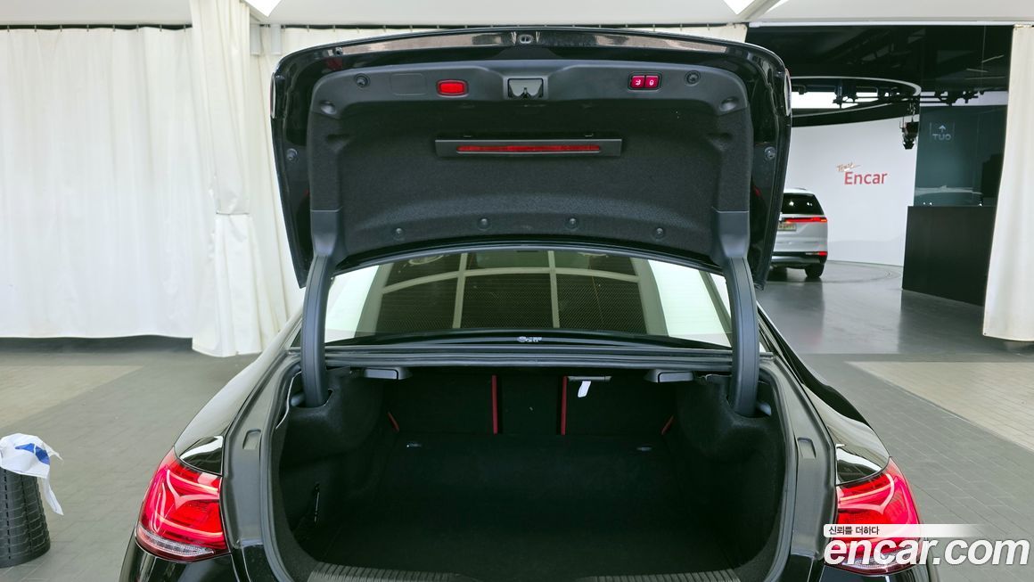 Mercedes-Benz CLS-Class 2021