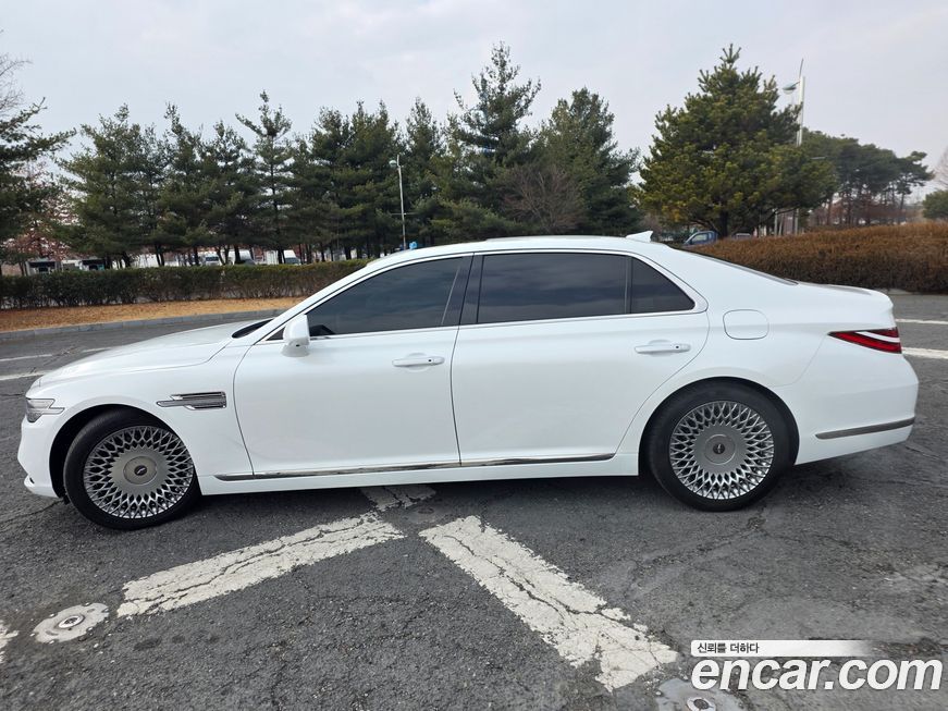 Genesis G90 2021