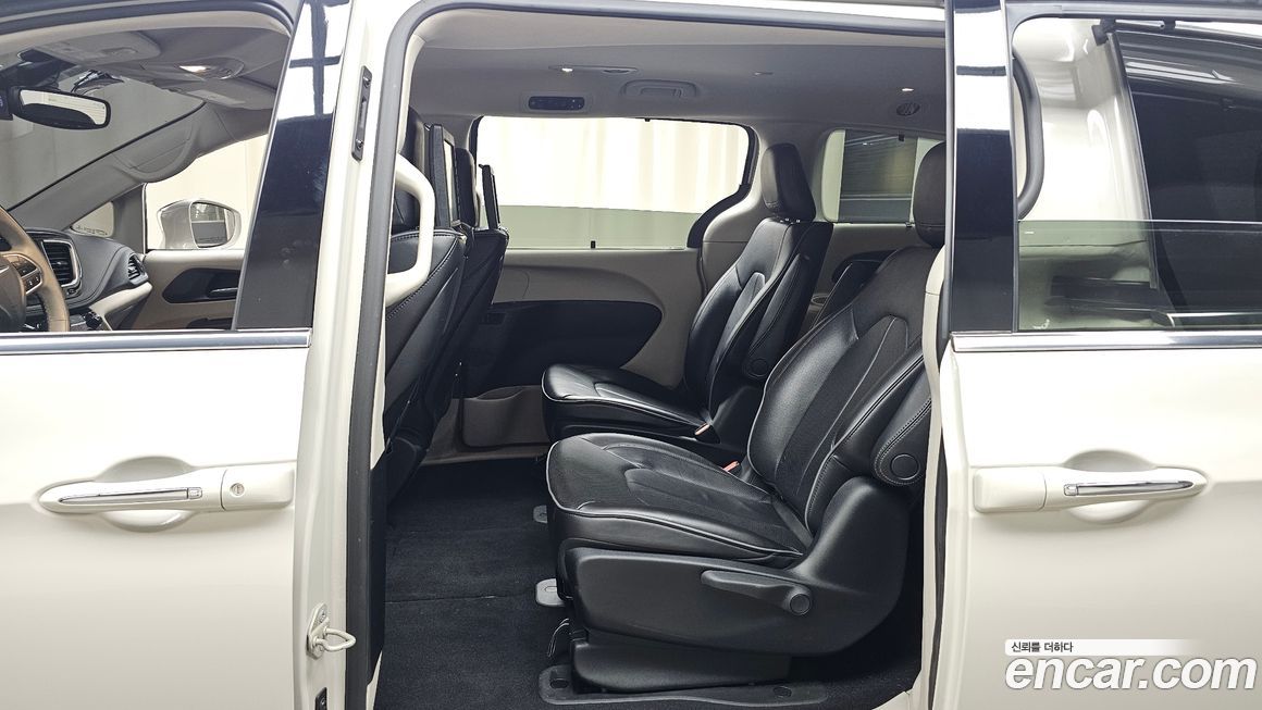 Chrysler Pacifica 2020