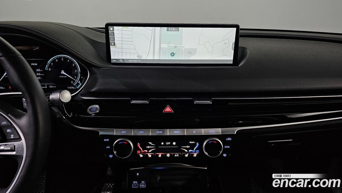 Genesis G80 2023