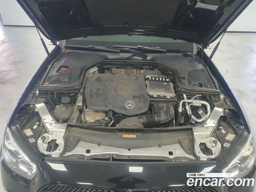 Mercedes-Benz E-Class 2021