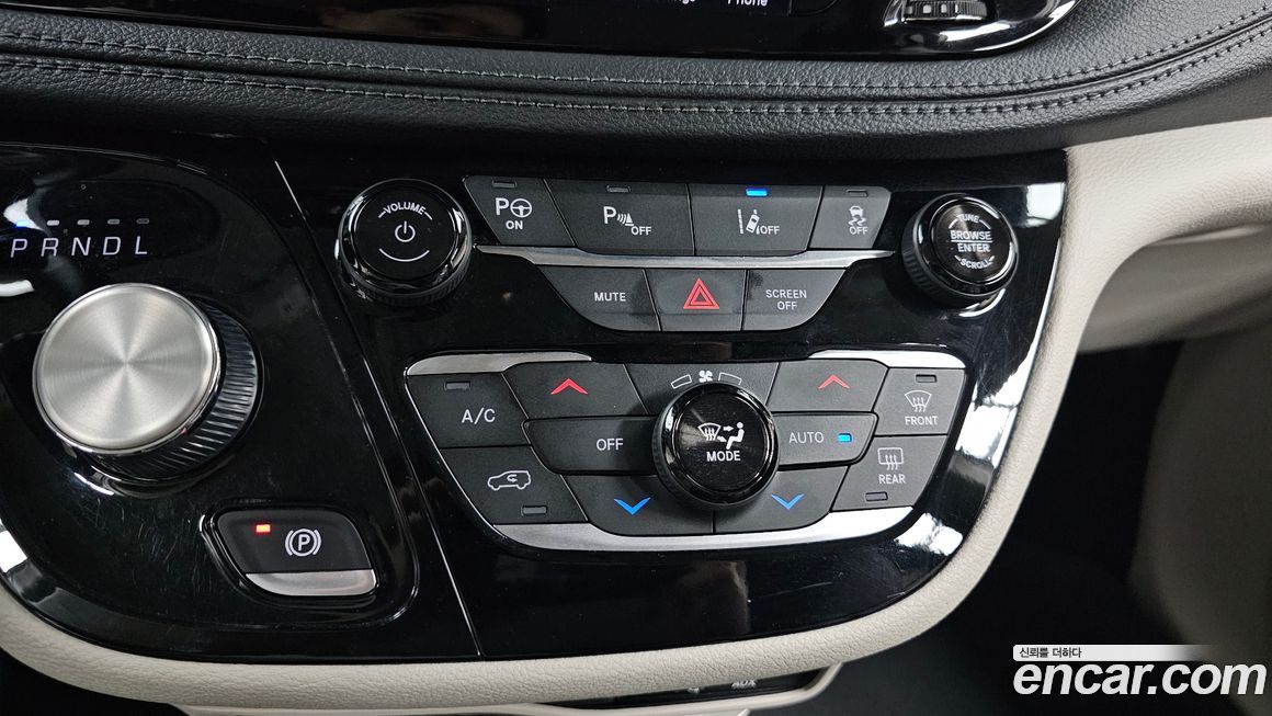 Chrysler Pacifica 2020