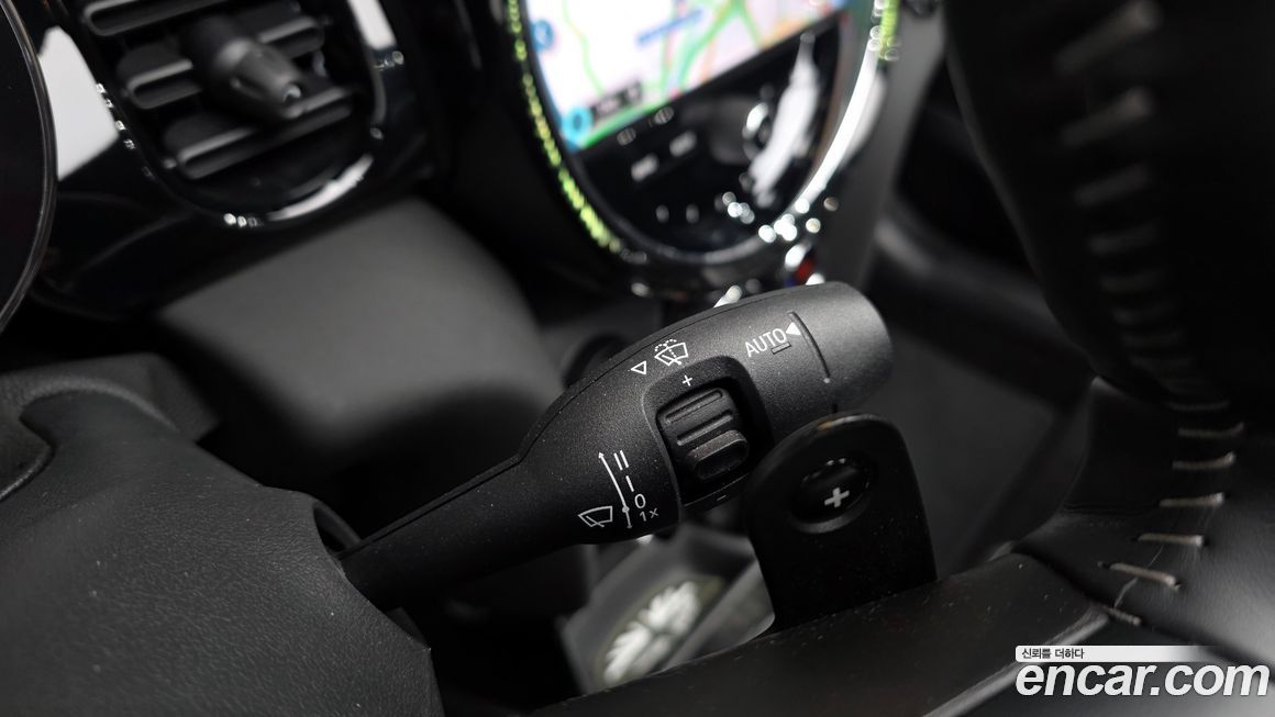 Mini Cooper Convertible 2024