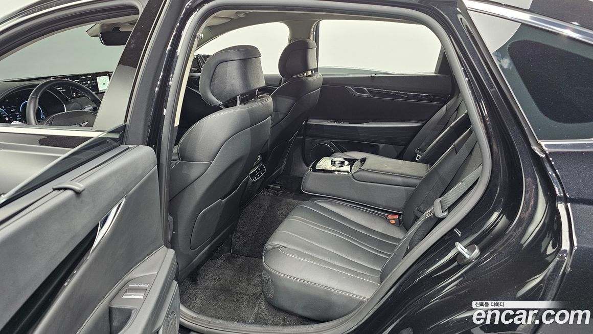 Genesis G80 2023