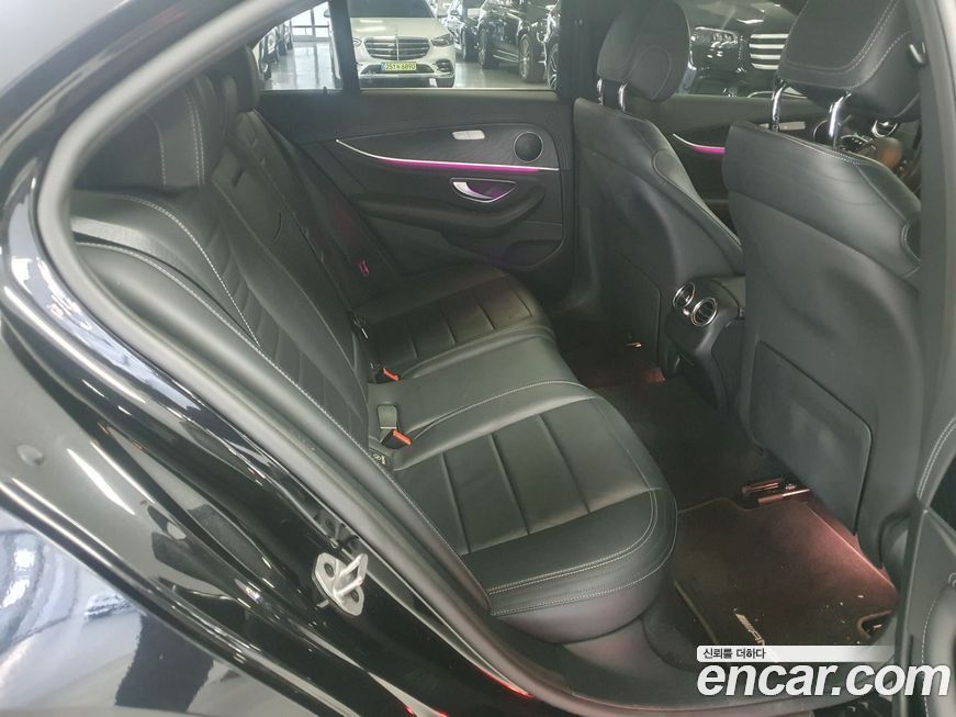 Mercedes-Benz E-Class 2021