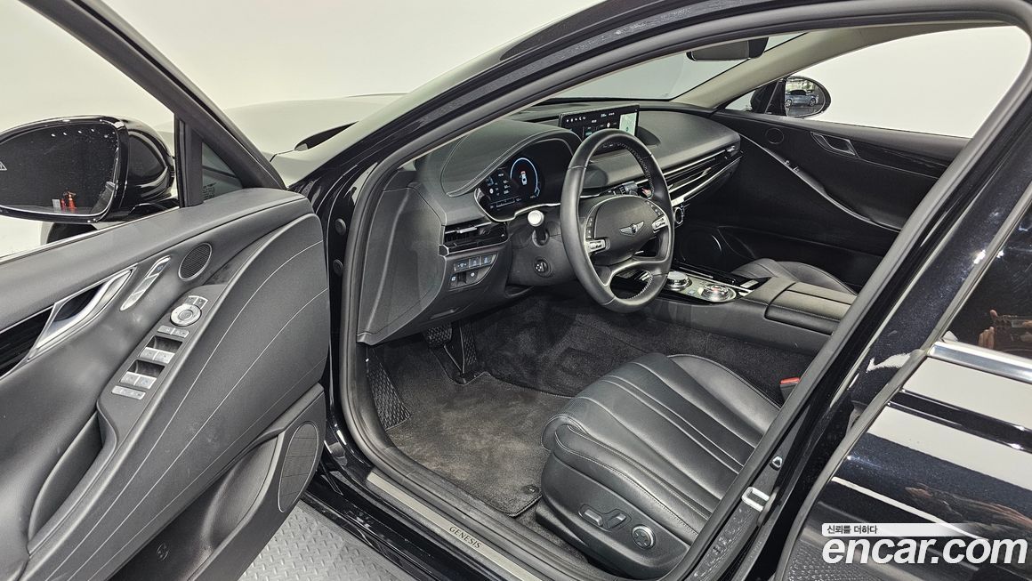 Genesis G80 2023