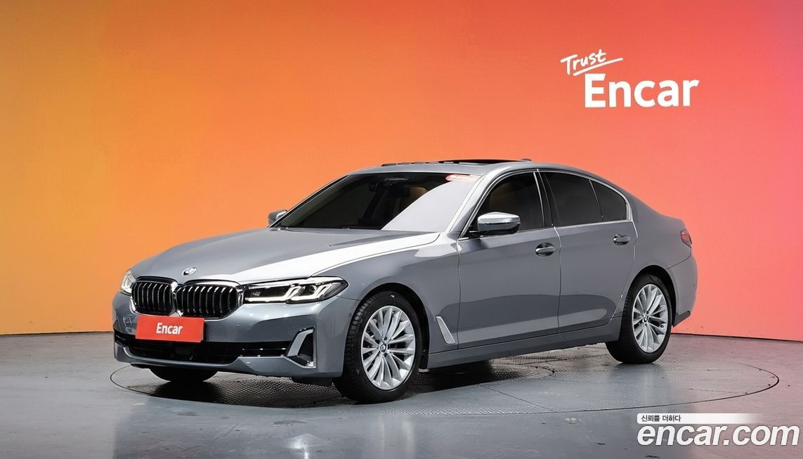 BMW 5-Series 2023