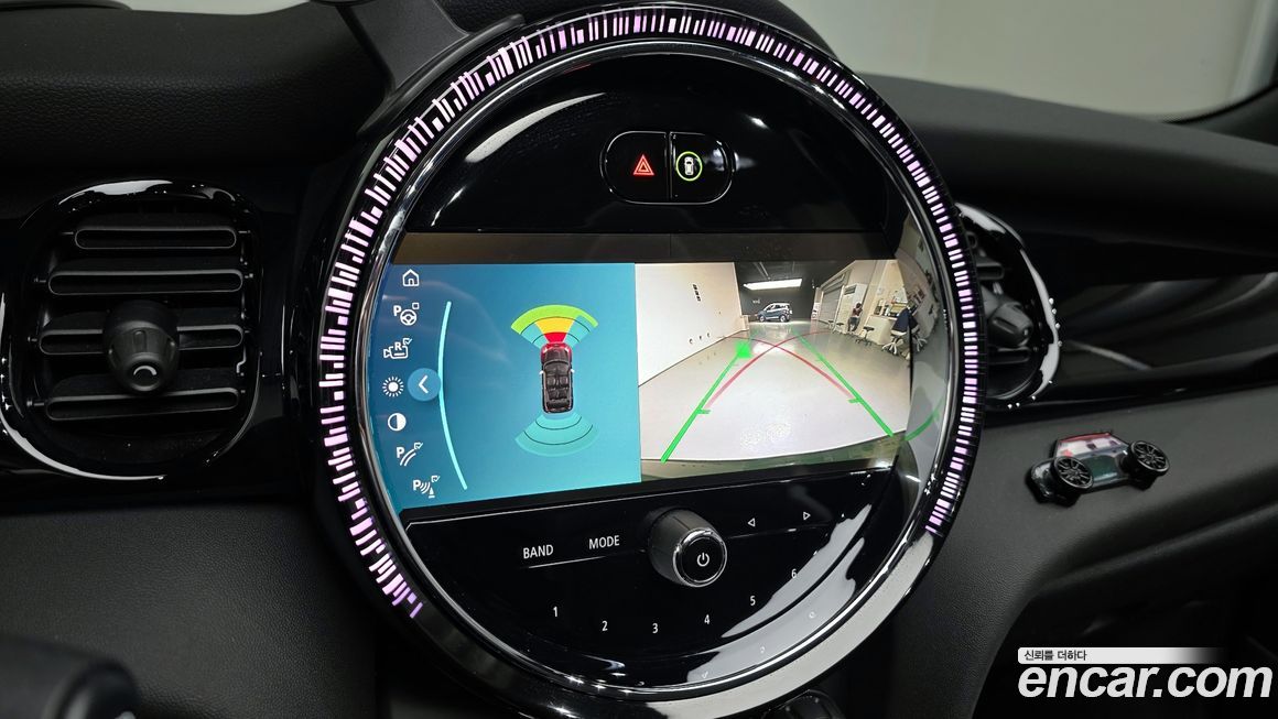 Mini Cooper Convertible 2024