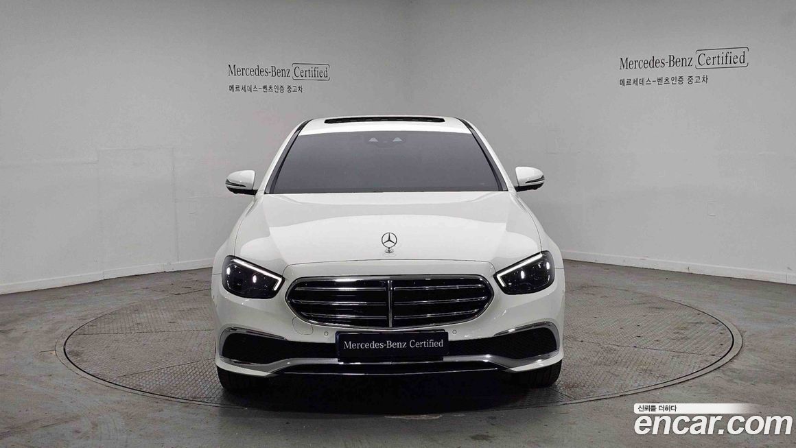 Mercedes-Benz E-Class 2023