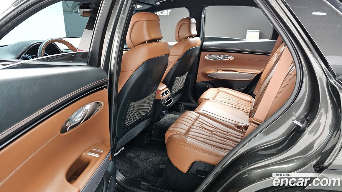 Genesis GV70 2023