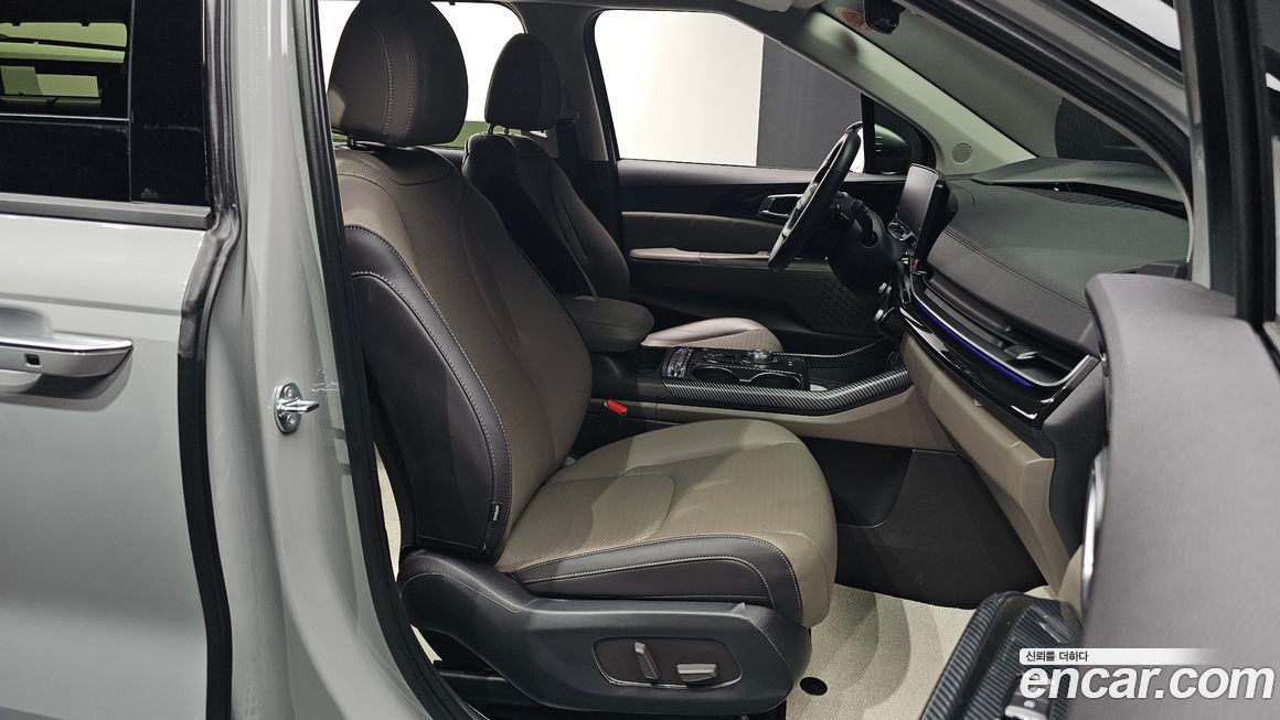 Kia Canival 2025