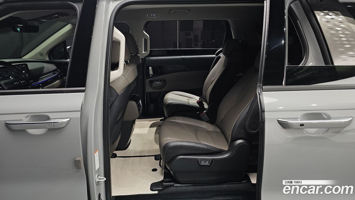 Kia Canival 2025