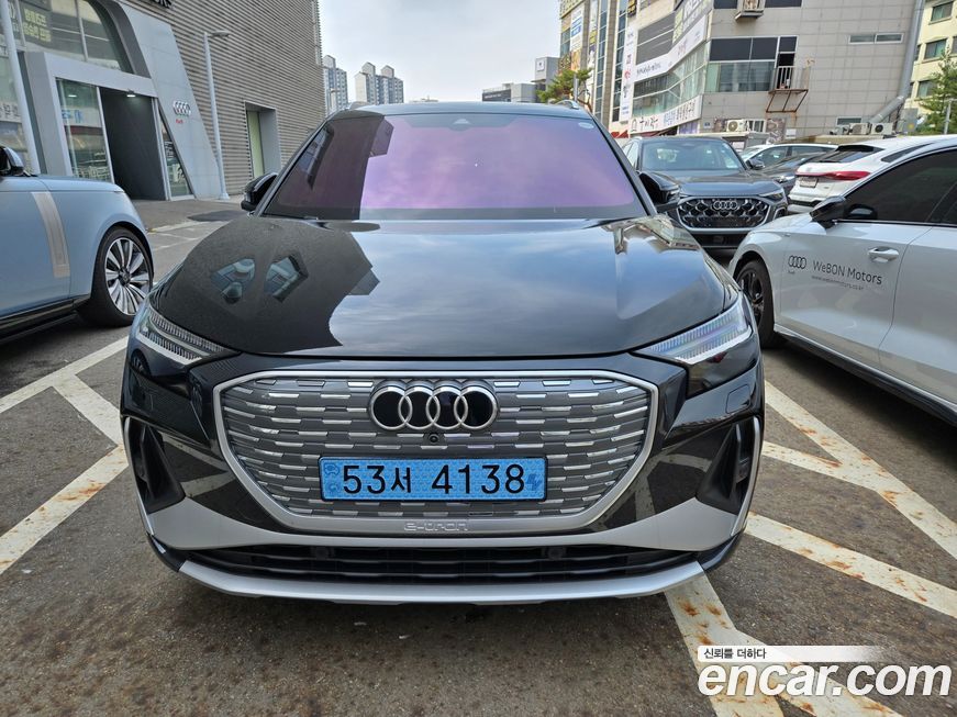Audi Q4 e-tron 2025