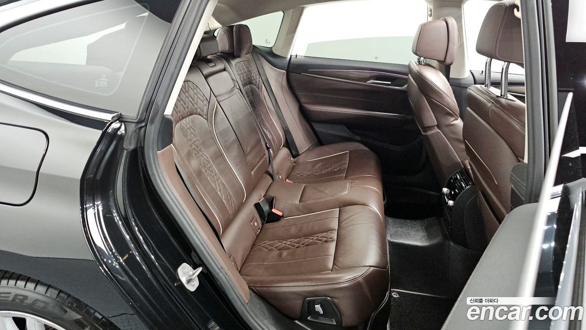 BMW Gran Turismo 2023