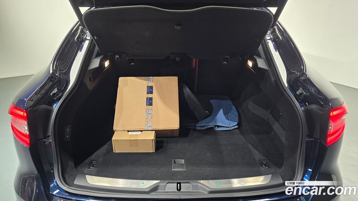 Maserati Levante 2020