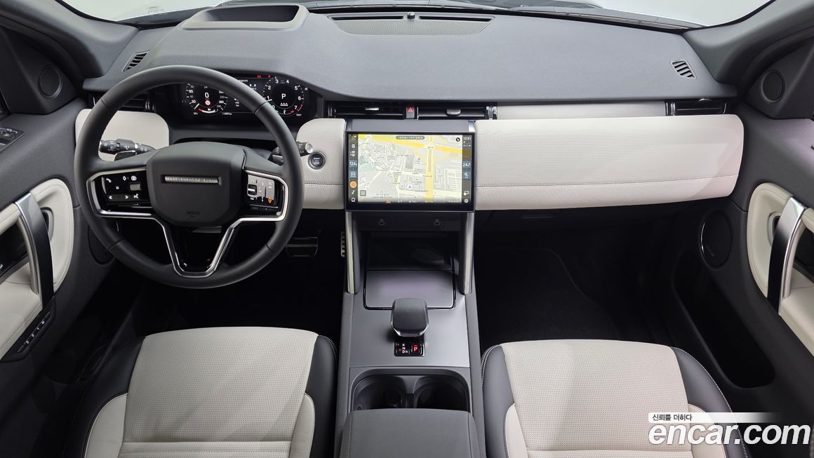 Land Rover Discovery Sport 2025