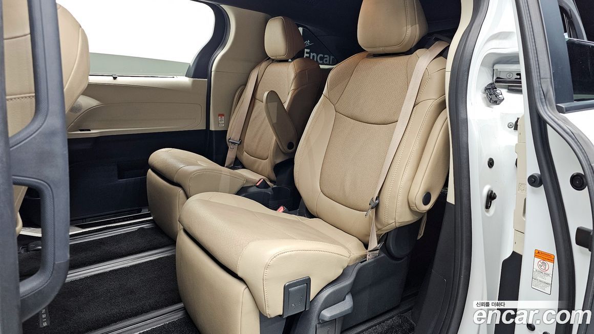 Toyota Sienna 2024