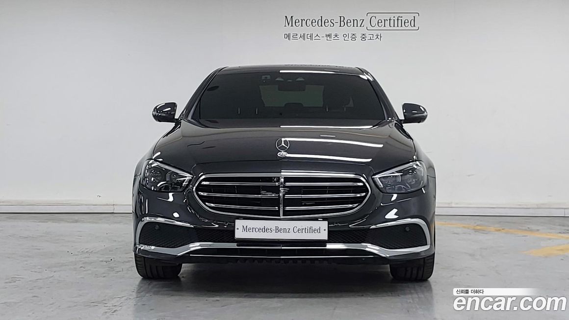 Mercedes-Benz E-Class 2023