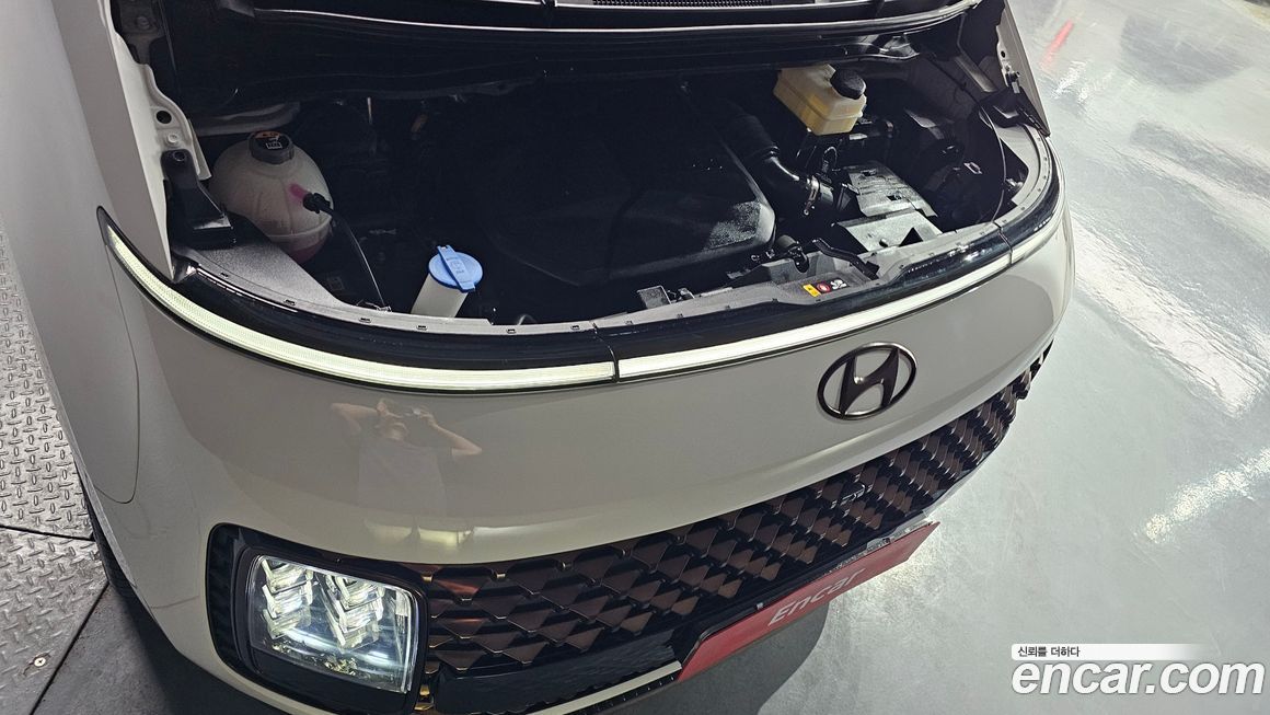Hyundai Staria 2023
